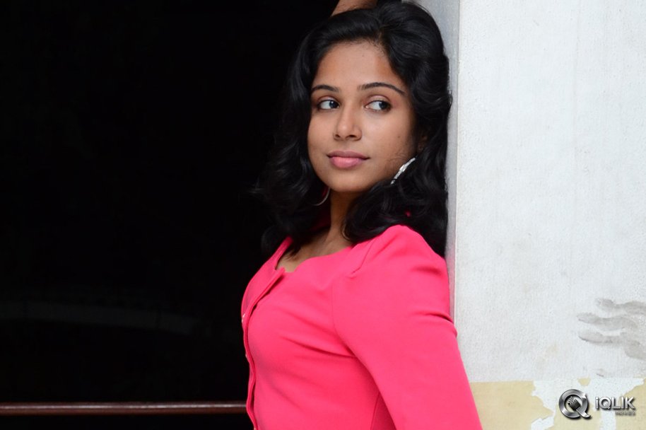 Vrushali-at-Ammayi-Devadas-Ayete-Movie-Press-Meet